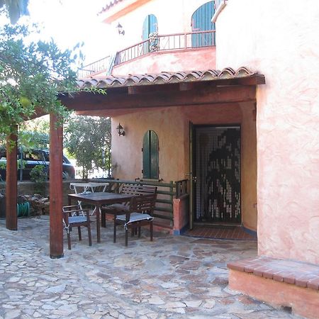 Villa Le Ginestre 拉卡勒塔 客房 照片