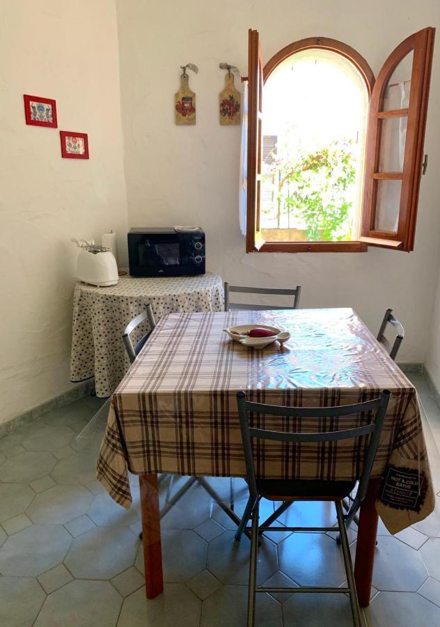 Villa Le Ginestre 拉卡勒塔 外观 照片